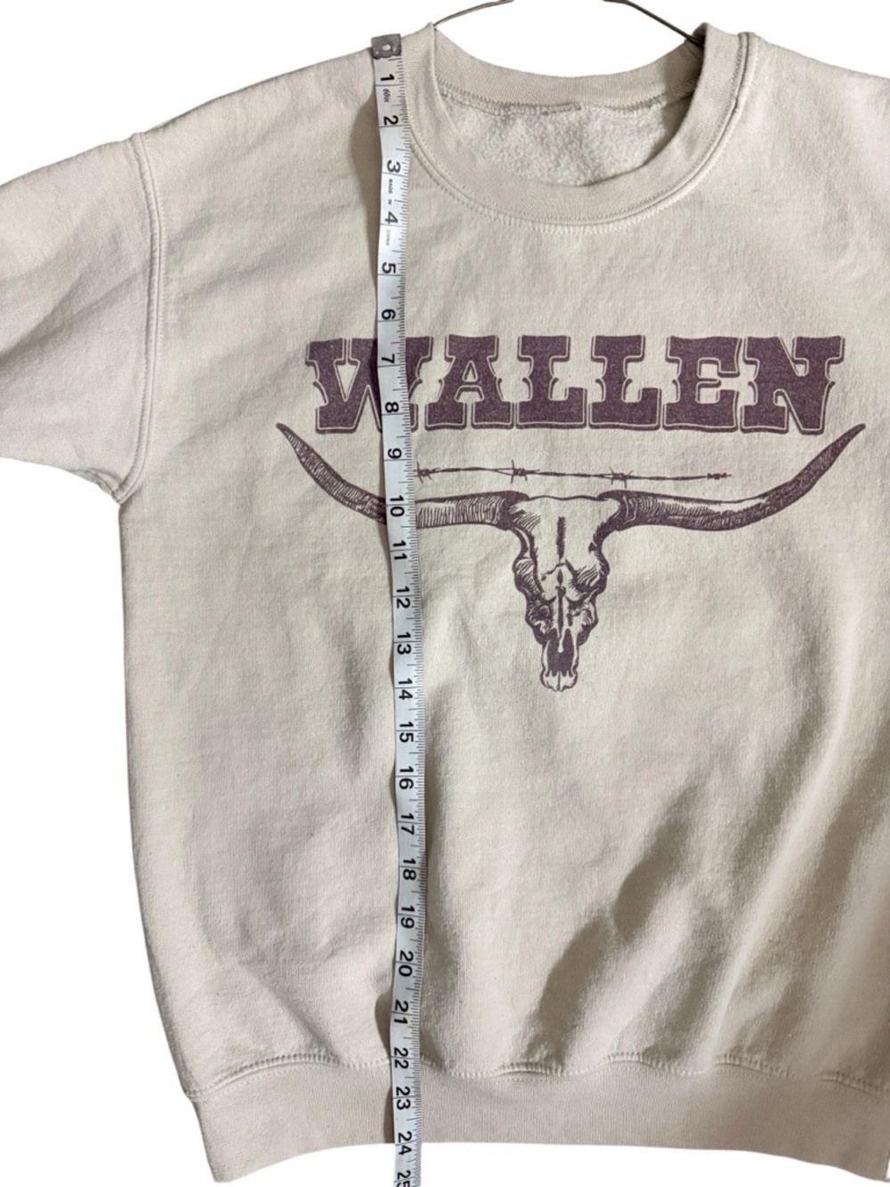 Morgan Wallen Graphic Sweater Western Country Whiskey Boots Beige Crewneck Small - Picture 5 of 6